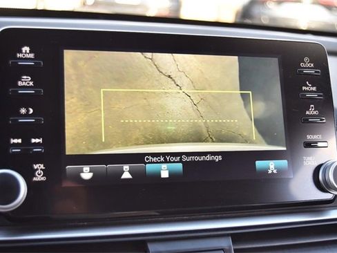 Used 2020 Honda Accord EX image 14