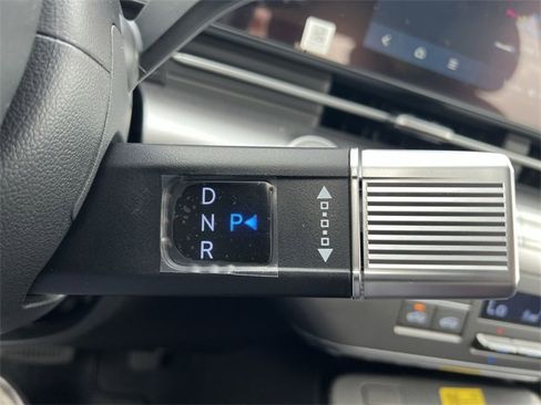 New 2026 Hyundai Kona SEL Premium image 16