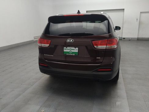 Used 2016 Kia Sorento AWD w/ LX Convenience Package image 7