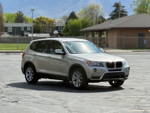 Used 2013 BMW X3 xDrive28i image 3