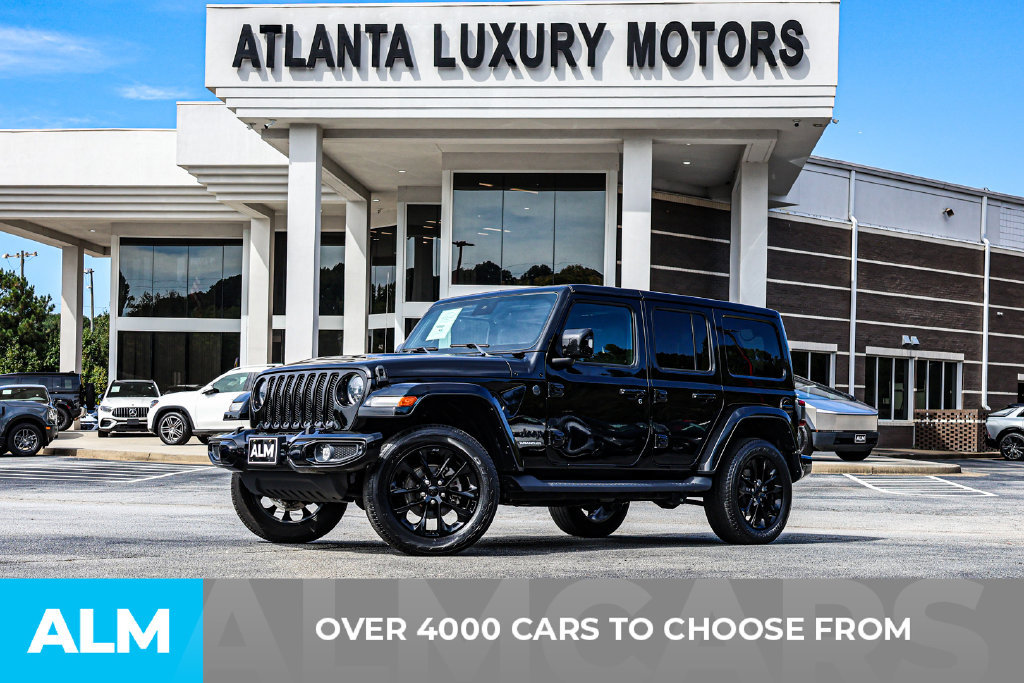 Used 2023 Jeep Wrangler Unlimited Sahara AWD/4WD image 2