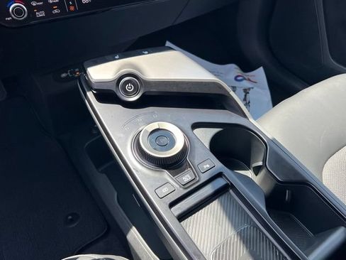 Certified 2025 Kia EV6 Light RWD image 21