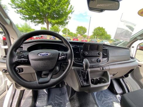 Used 2024 Ford Transit 250 Low Roof w/ Exterior Upgrade Package RWD image 18