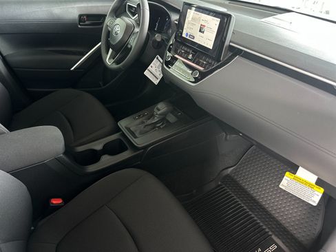 New 2026 Toyota Corolla Cross LE FWD image 17
