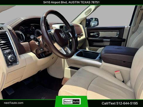Used 2018 RAM 1500 Laramie w/ Convenience Group AWD/4WD image 17