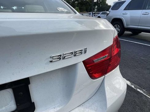 Used 2009 BMW 328i Sedan RWD image 13