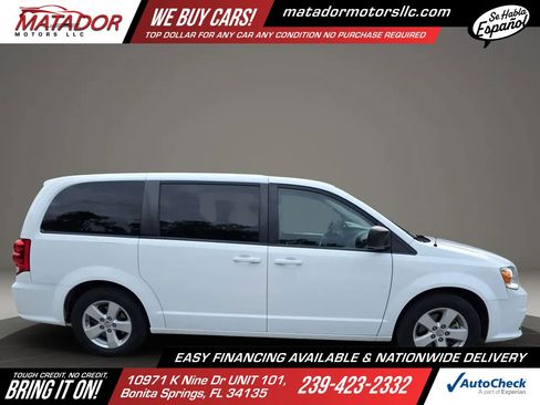 Used 2018 Dodge Grand Caravan SE w/ UConnect Hands-Free Group FWD image 4