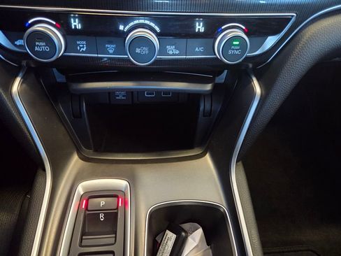 Certified 2022 Honda Accord Sport image 34
