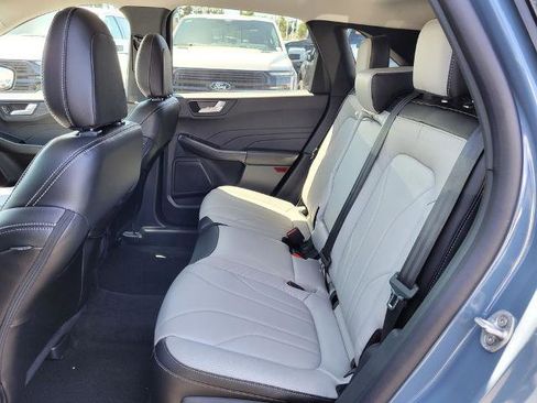 New 2025 Ford Escape SE w/ PHEV Premium Package image 9