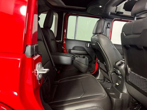 Used 2024 Jeep Wrangler Unlimited Rubicon 392 AWD/4WD image 24