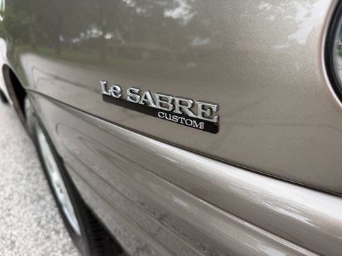 Used 2001 Buick Le Sabre Custom w/ Luxury Pkg FWD image 18