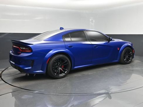 Used 2022 Dodge Charger SRT Hellcat w/ Harman/Kardon Audio Group RWD image 3