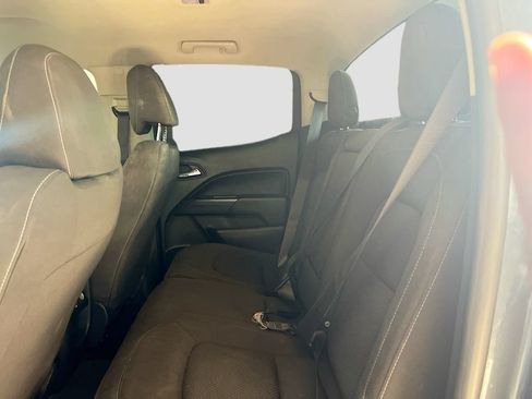 Used 2020 Chevrolet Colorado LT AWD/4WD image 22