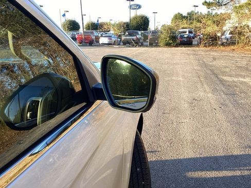 New 2025 Ford Expedition Active image 30