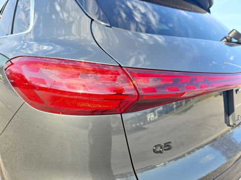 Certified 2025 Audi Q5 Premium Plus w/ Premium Plus image 33