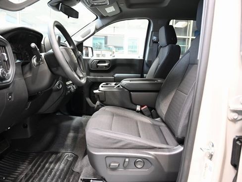 New 2026 Chevrolet Silverado 1500 Custom Trail Boss w/ LPO, Dark Essentials Package image 10