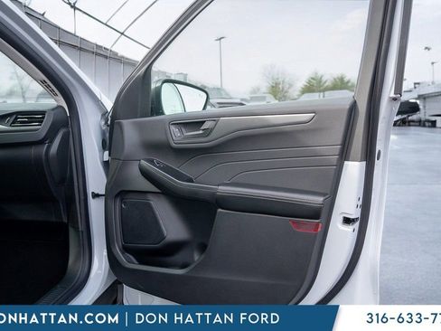 New 2026 Ford Escape Active w/ Cold Weather Package FWD image 25
