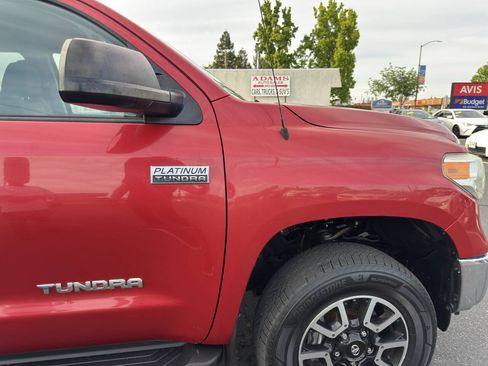 Used 2014 Toyota Tundra SR5 w/ TRD Off Road Package AWD/4WD image 27