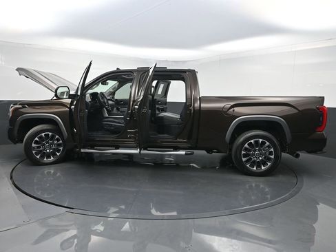Used 2023 Toyota Tundra Limited w/ Power Package AWD/4WD image 40
