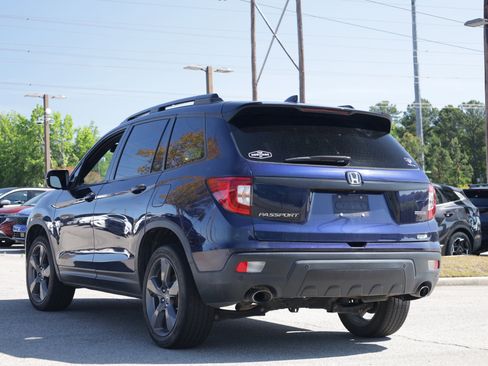 Used 2021 Honda Passport Touring image 3