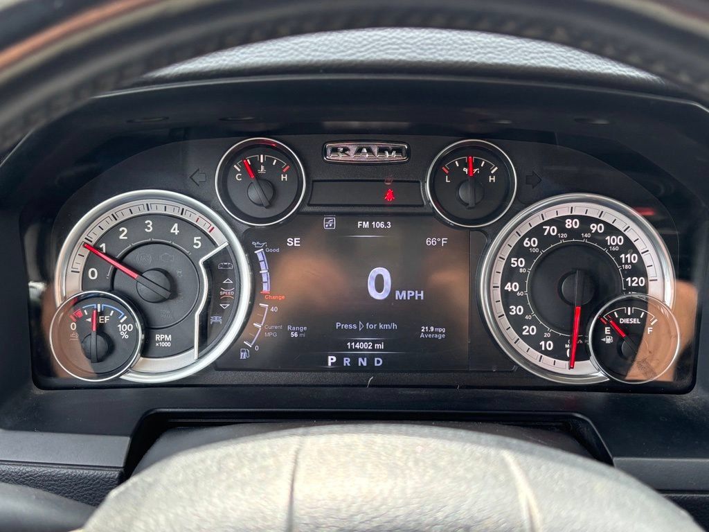 Used 2015 RAM 1500 Laramie AWD/4WD image 27