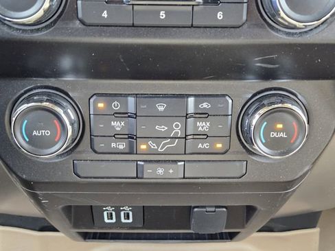 Used 2019 Ford F350 Lariat w/ Tow Technology Bundle image 20