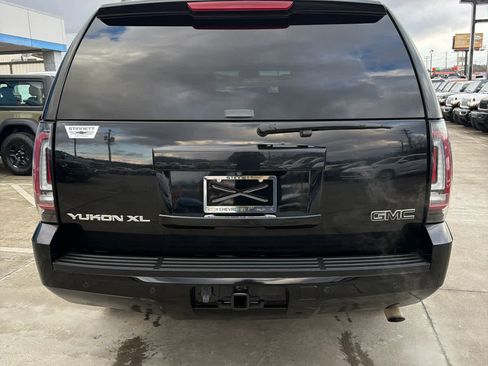 Used 2013 GMC Yukon XL 2500 SLT w/ SLT-2 Equipment Package image 8