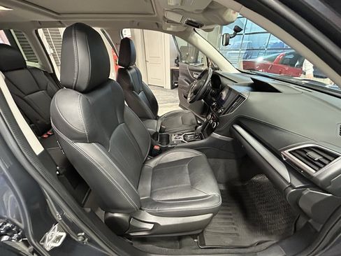Used 2021 Subaru Forester Limited image 40