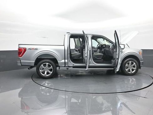 Certified 2022 Ford F150 XLT w/ Equipment Group 302A High image 35