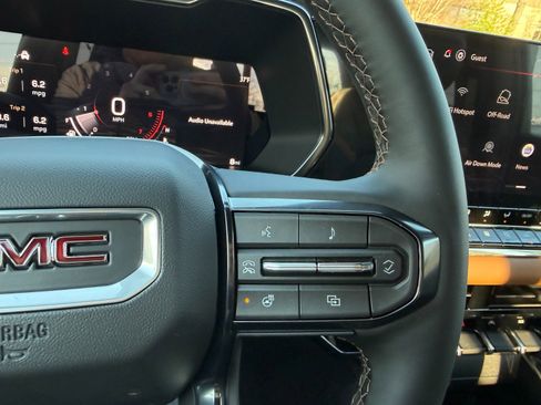 New 2026 GMC Canyon AT4 w/ Technology Plus Package image 27