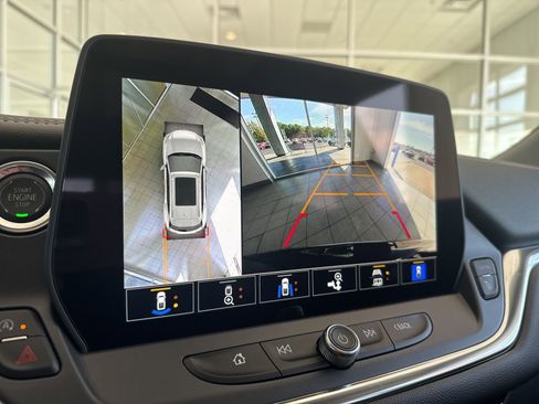 New 2025 Chevrolet Blazer LT w/ Sound & Technology Package AWD/4WD image 32