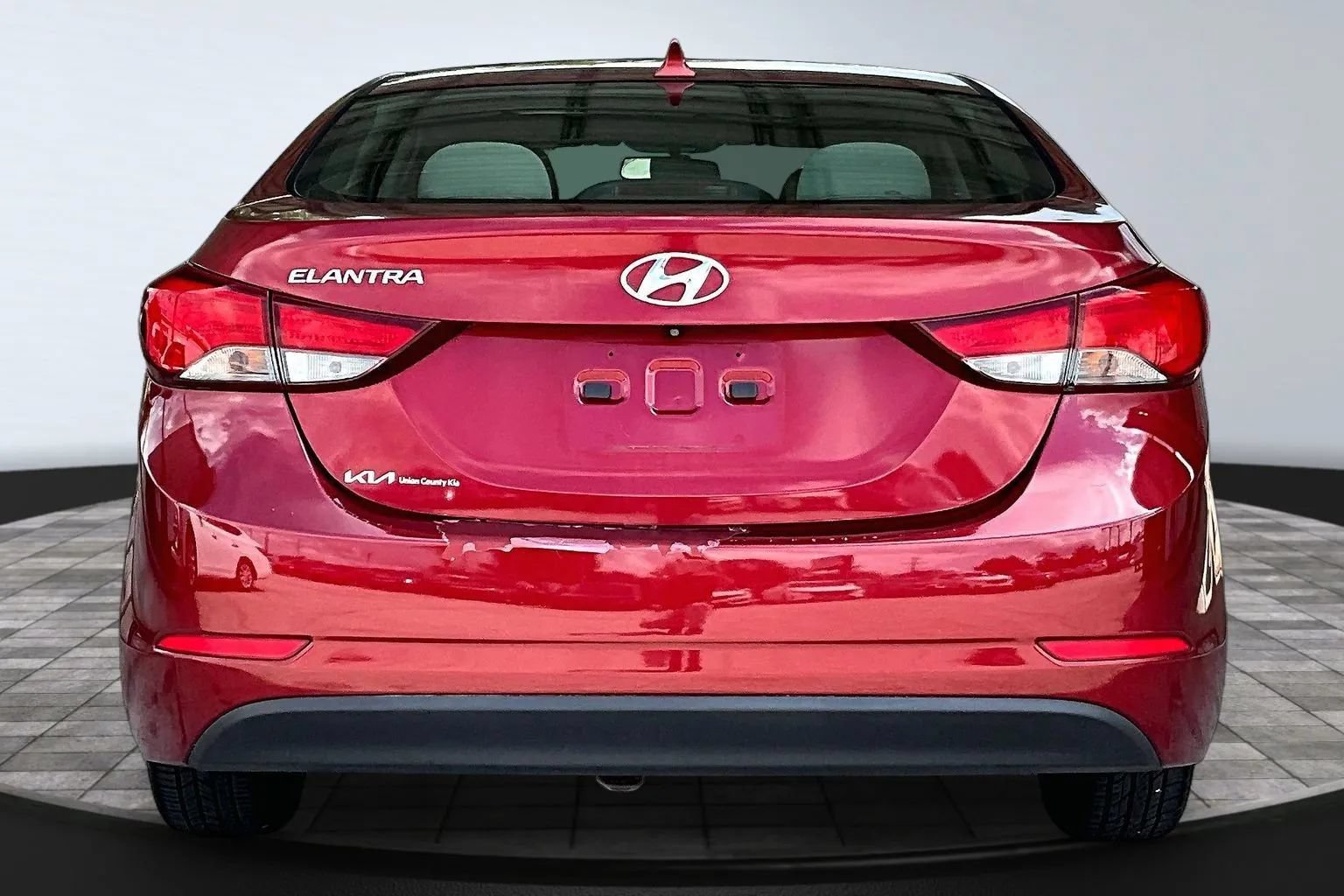 Used 2014 Hyundai Elantra SE w/ Option Group 02 FWD image 5