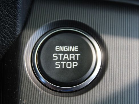 New 2026 Kia Sportage EX FWD image 33