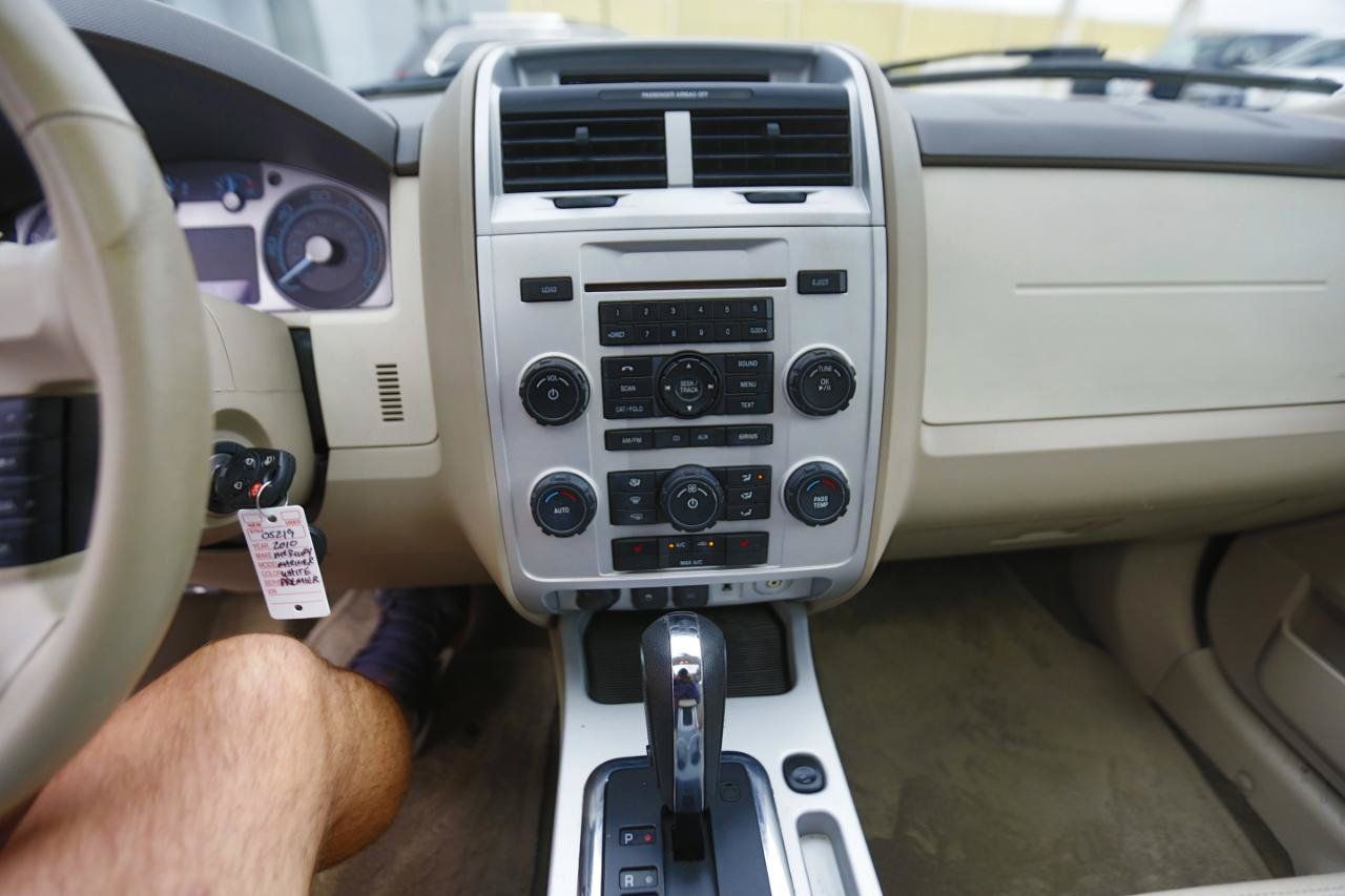 Used 2010 Mercury Mariner Premier FWD image 8