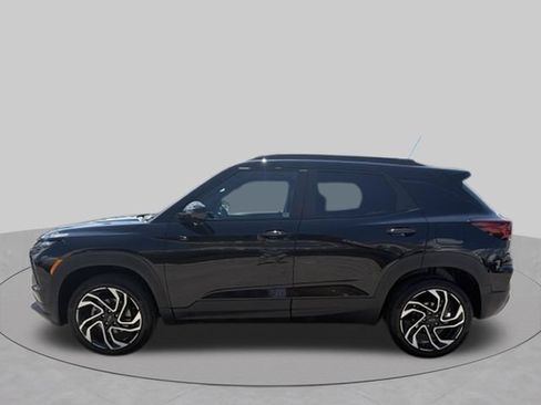 Used 2024 Chevrolet TrailBlazer RS AWD/4WD image 3