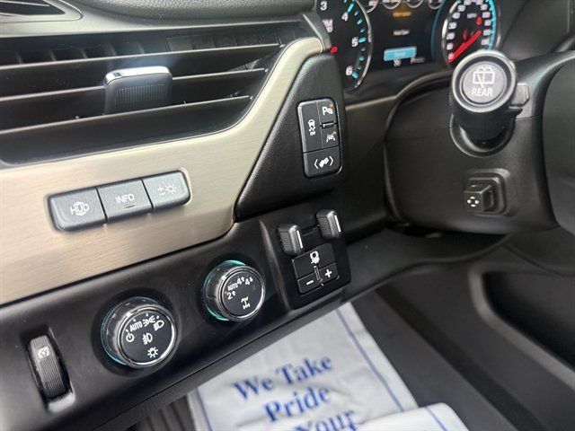 Used 2018 GMC Yukon Denali w/ Open Road Package AWD/4WD image 13