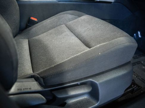 Used 2025 Toyota Camry LE FWD image 32