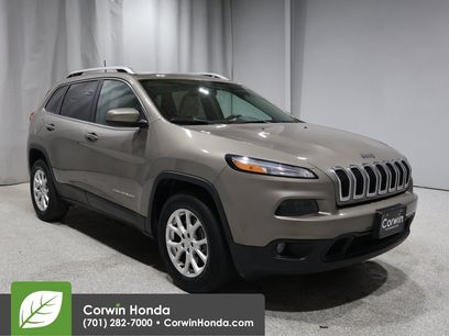 Used 2017 Jeep Cherokee Latitude w/ Comfort/Convenience Group