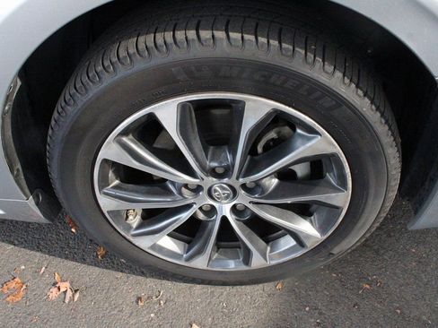 Used 2017 Toyota Avalon XLE image 59