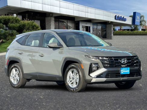 New 2026 Hyundai Tucson SE image 9