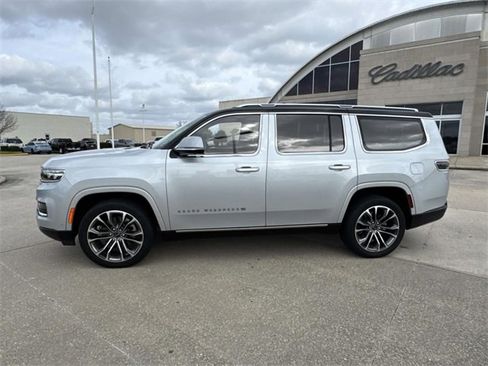 Used 2022 Jeep Grand Wagoneer Series III image 8