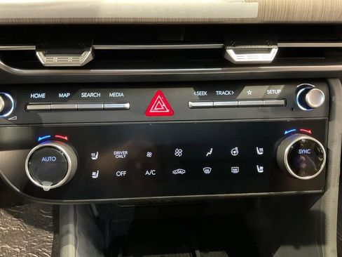 New 2026 Hyundai Sonata Limited image 17