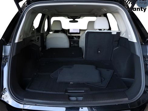 Used 2025 Nissan Rogue SL w/ Tech Package AWD/4WD image 28