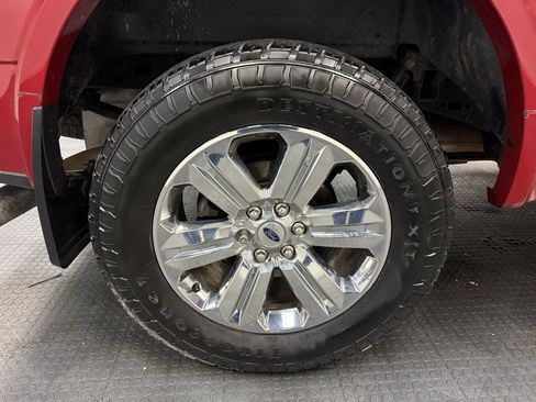 Used 2020 Ford F150 Lariat w/ Equipment Group 502A Luxury image 12