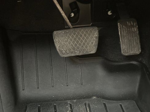 Used 2018 Honda Accord Touring image 45