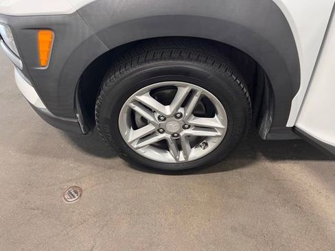 Used 2019 Hyundai Kona SE w/ Cargo Package image 30
