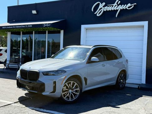 Used 2024 BMW X5 xDrive40i w/ M Sport Package image 57