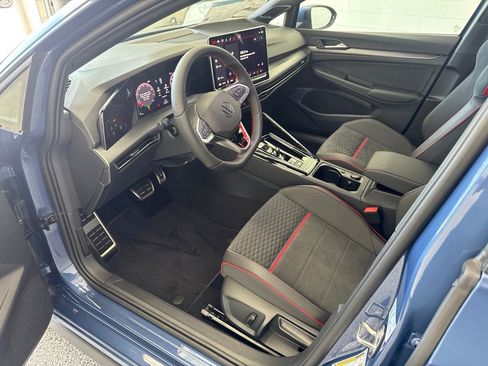 New 2026 Volkswagen GTI SE FWD image 22