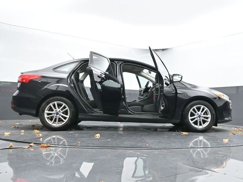 Used 2018 Ford Focus SE image 71