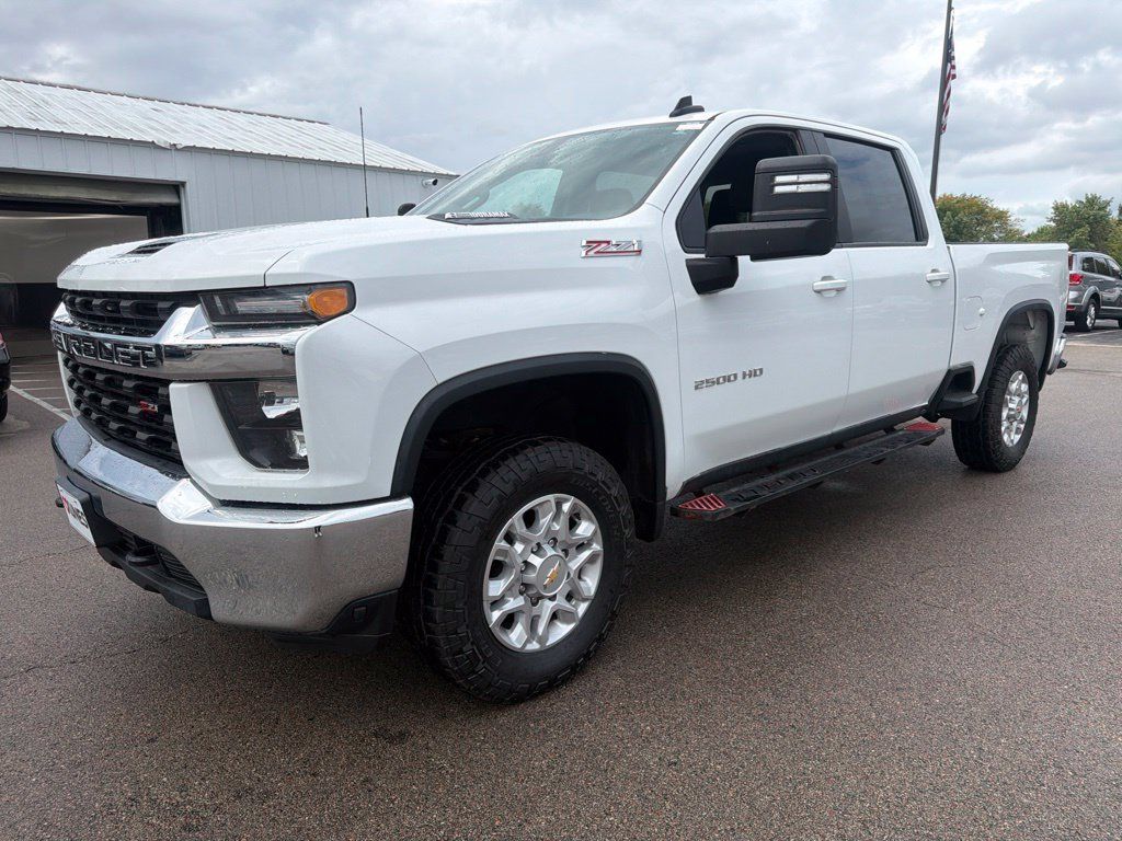 Used 2021 Chevrolet Silverado 2500 LT w/ Z71 Off-Road Package AWD/4WD image 8